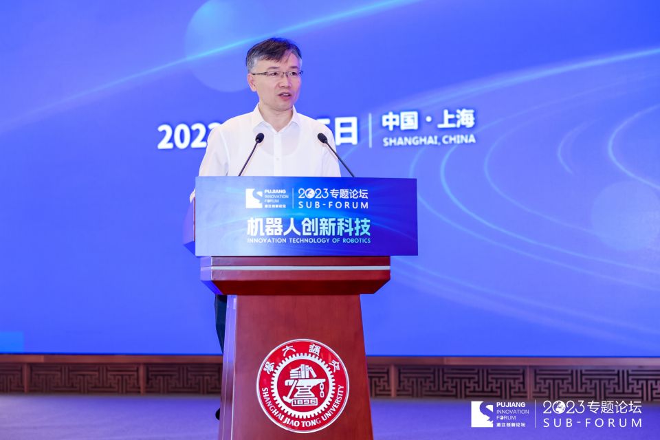 骆大进.jpg
